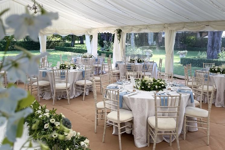 outdoor wedding venue marquee