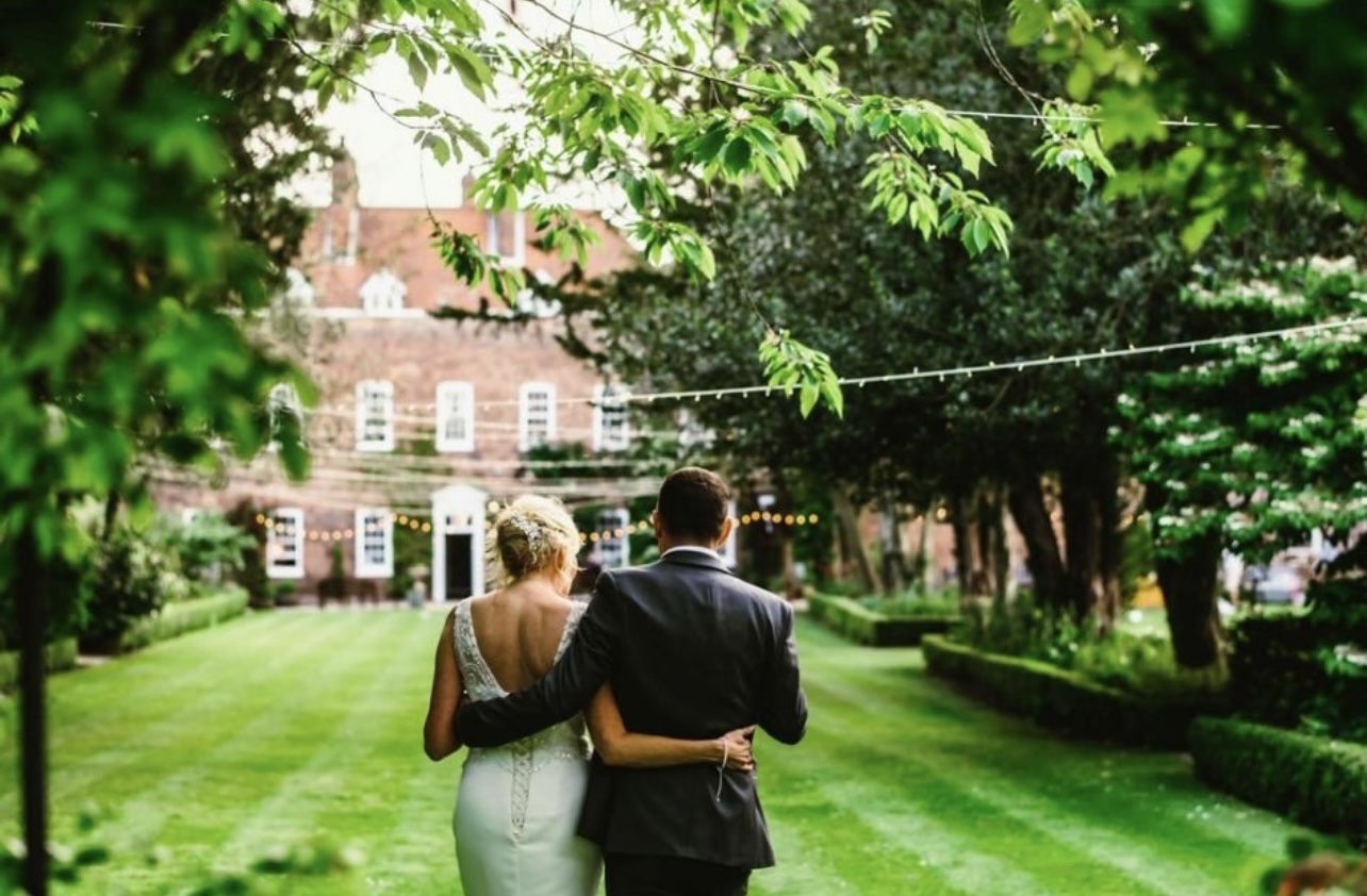 lawned outdoor wedding venue